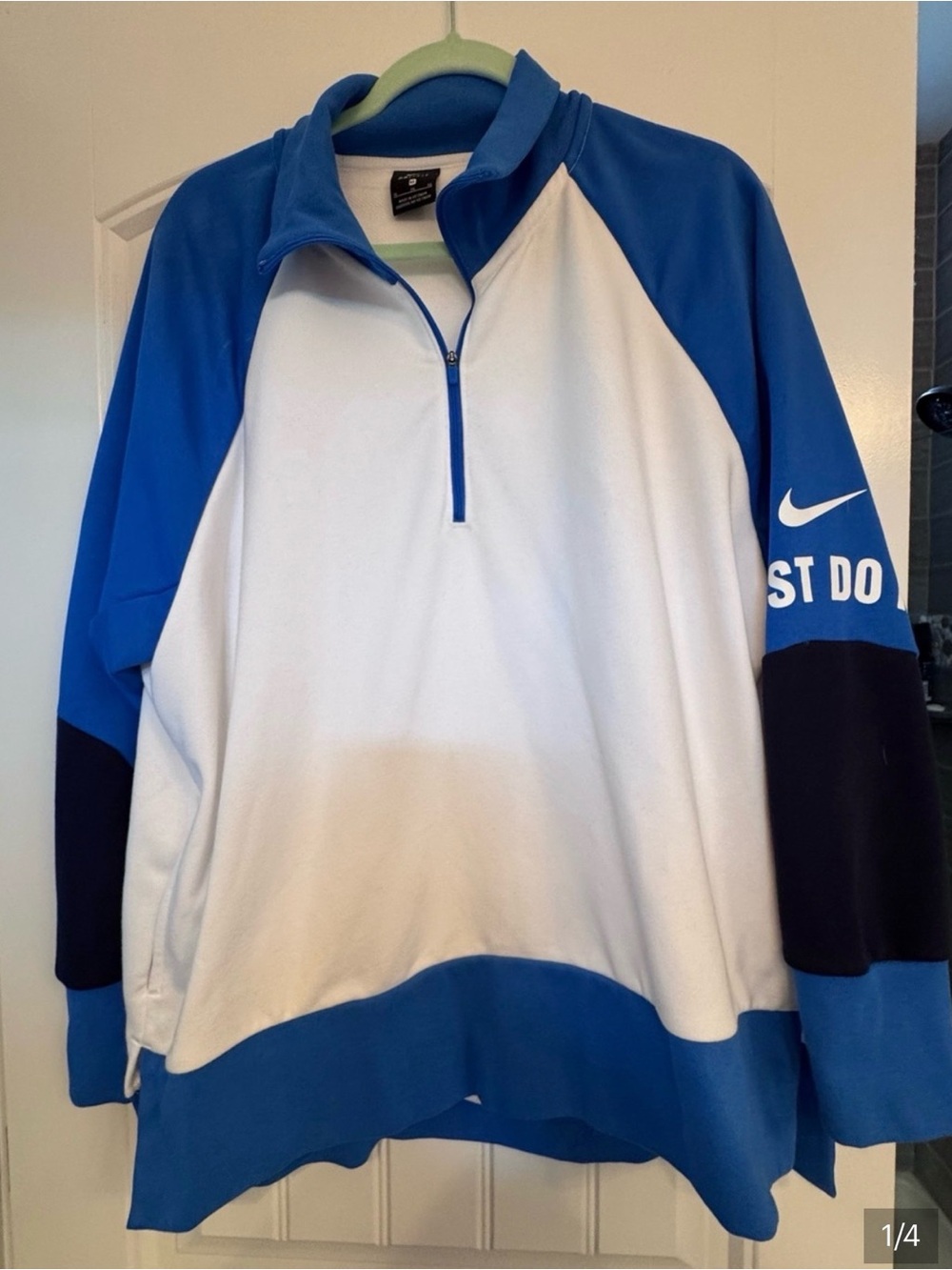 Nike Men’s White & Blue Half-Zip Sweatshirt with Navy Accents